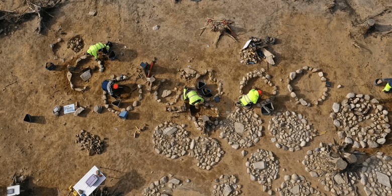 Norveç’te ilginç bir keşif: 2.800 yıllık taş daireler çocuk mezarları çıktı