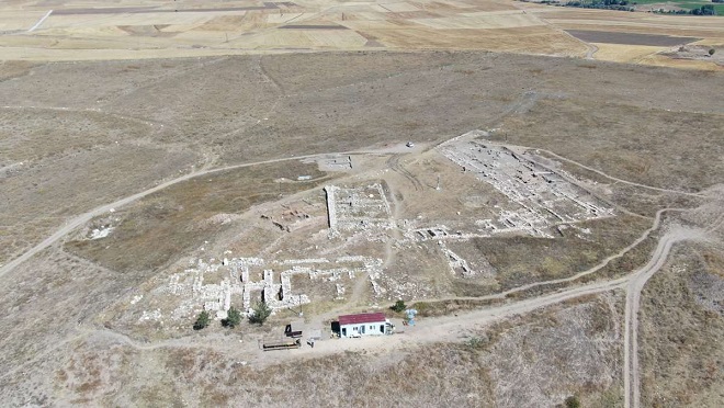 Fırtına tanrısı Teshup’un kız kardeşi Šauška’nın tapınağı Samuha’da bulunmuş olabilir