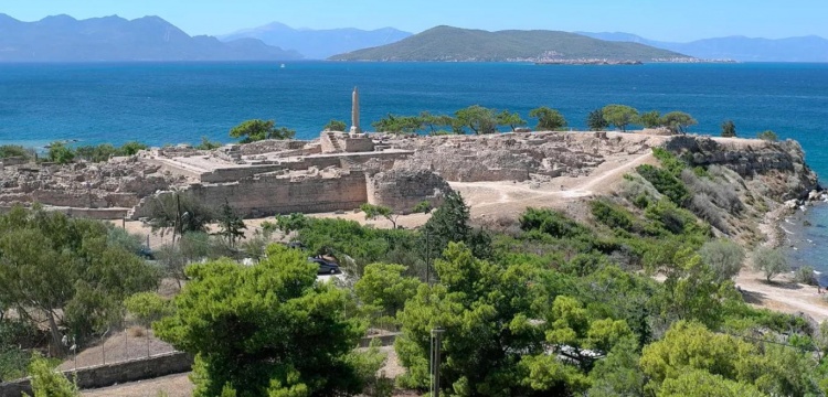 Egine Adası'ndaki arkeoloji kazılarında 3600 yıllık mor boya atölyesi bulundu