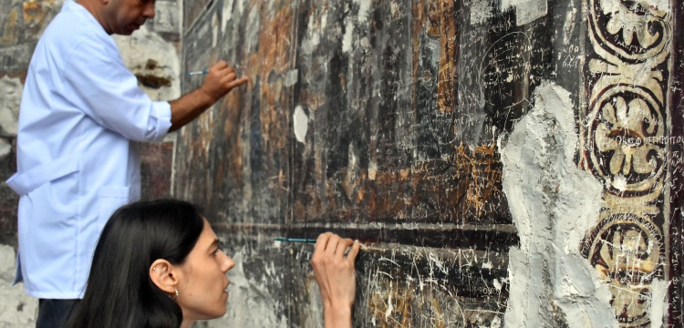 Sümela Manastırı'nın freskleri restorasyona alındı