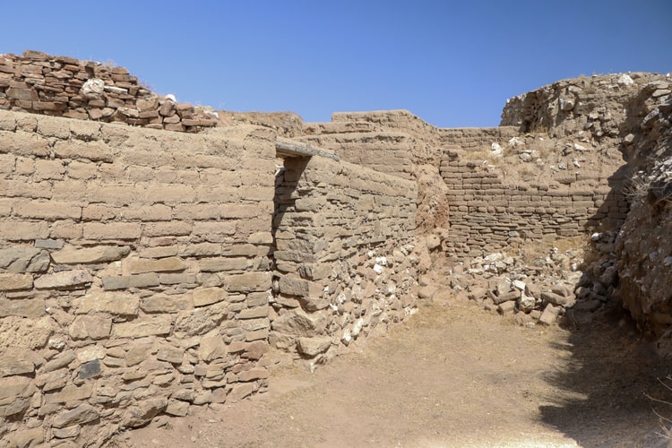 Porsuk-Zeyve Höyük’teki 3500 yıllık Hitit kerpiç yapılar yangınlardan güçlenerek çıktı