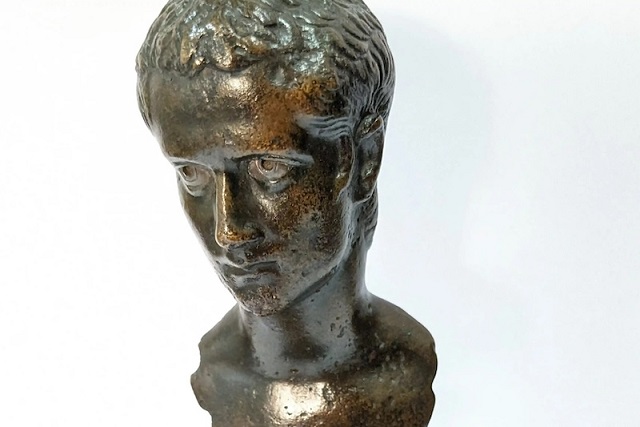 Caligula’nın Bronz Büstü Kaybolduktan 200 Yıl Sonra Bulundu